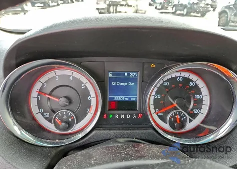 2011 Dodge Grand Caravan Crew z USA, uszkodzony, nr VIN 2D4RN5DG1BR711540